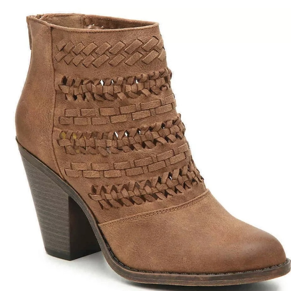 New Fergalicious Fergie Wanderer Booties Block Heel Women's Ankle Boots …